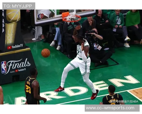 布朗上半场仅出场12分钟马祖拉强调均衡时间下半场表现出色