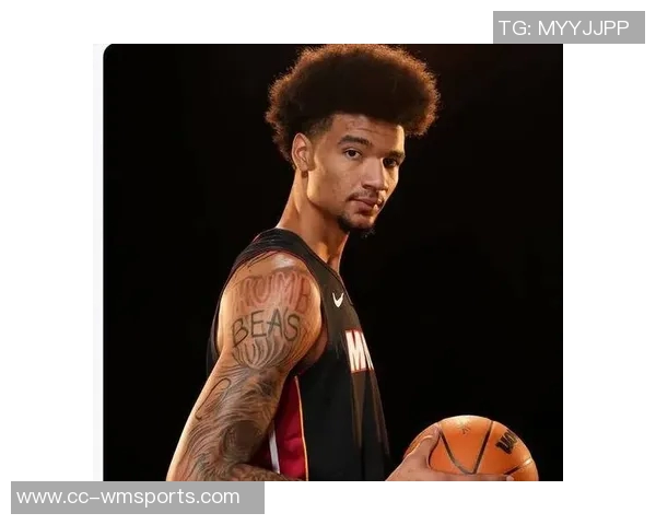 韦尔半场表现出色9投5中贡献12分7篮板1次抢断展现文班实力 韦尔半场表现出色9投5中贡献12分7篮板1次抢断展现文班实力