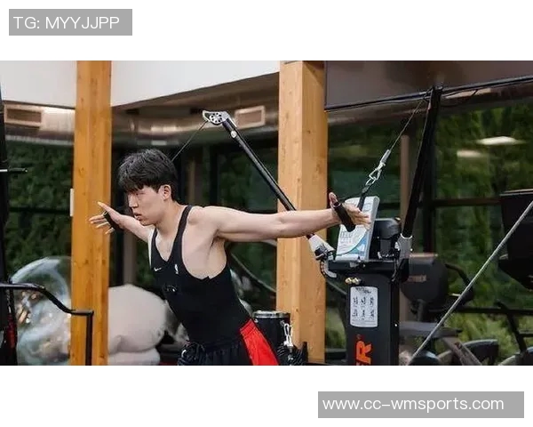 杨瀚森在强敌面前展现勇气上半场表现对比下半场更胜一筹