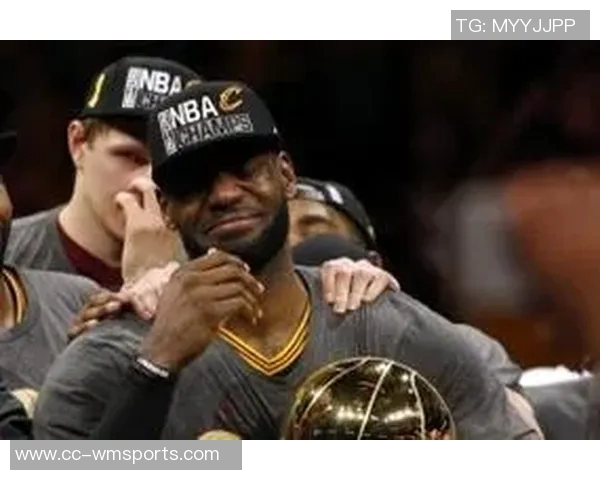 詹姆斯透露16冠军队友仍在群聊中筹备十周年聚会活动